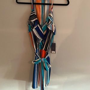 Racerback, tie waist romper😍